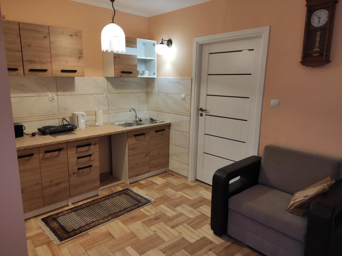 Appartamento Dom Pod Zegarem Przemyśl Esterno foto