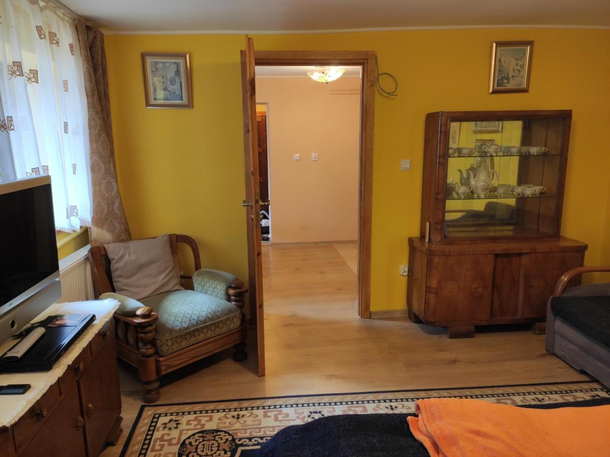 Appartamento Dom Pod Zegarem Przemyśl Esterno foto
